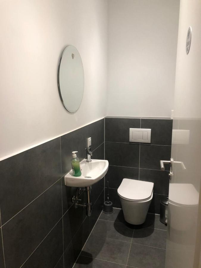 Double or Twin Room with Shared Bathroom,1246122838:JPEG